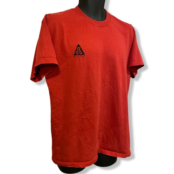 Nike ACG T-Shirt - Picture 2 of 4